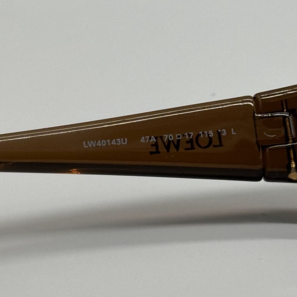 NEW LW40143U 47A LOEWE SUNGLASSES BROWN GREY UNISEX EYEWEAR LOEWE - Picture 10 of 12